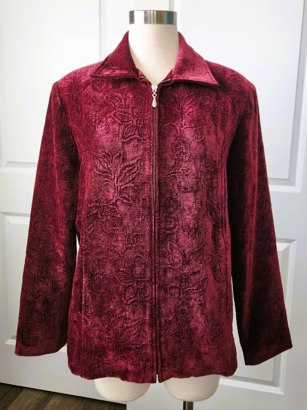 Susan Graver Front Zip Textured Velvet-look Jacket Size Large